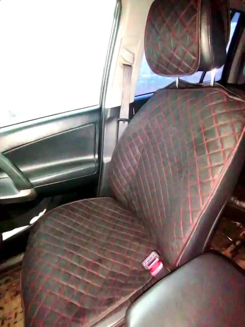 Вид сбоку (Red Stitch)